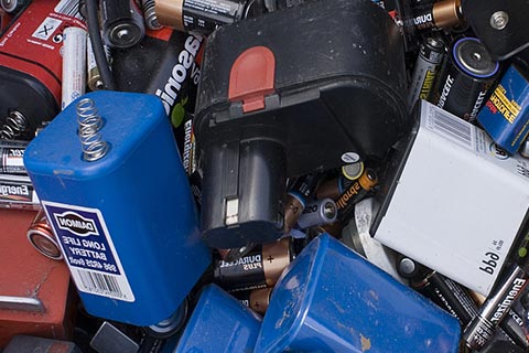 动力锂电池回收厂_电池废品回收公司_旧蓄电池回收价格表